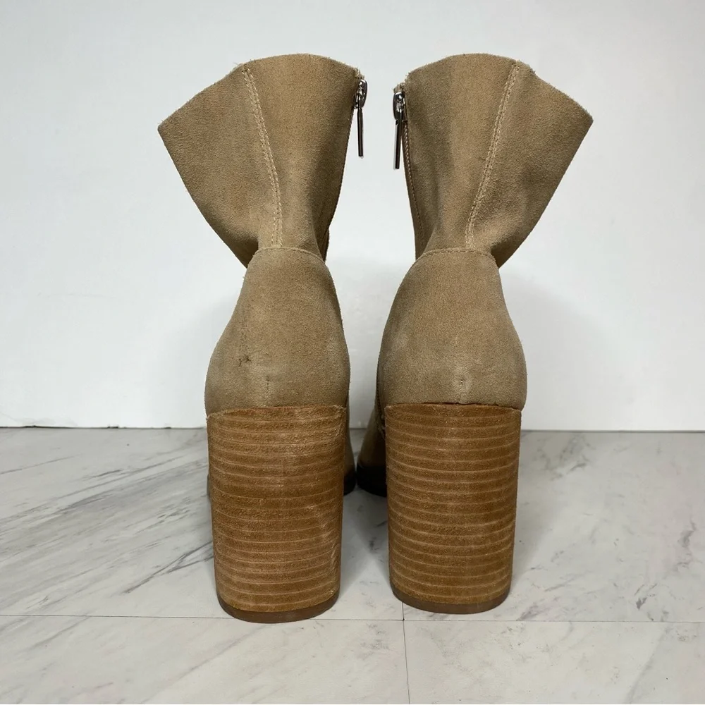 Steve Madden Calabria Tan Suede Heeled Bootie 10M